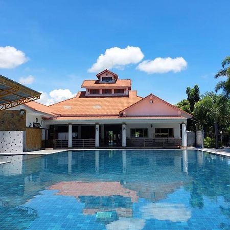 Ruenpruksa Resort Prachuap Khiri Khan Zewnętrze zdjęcie